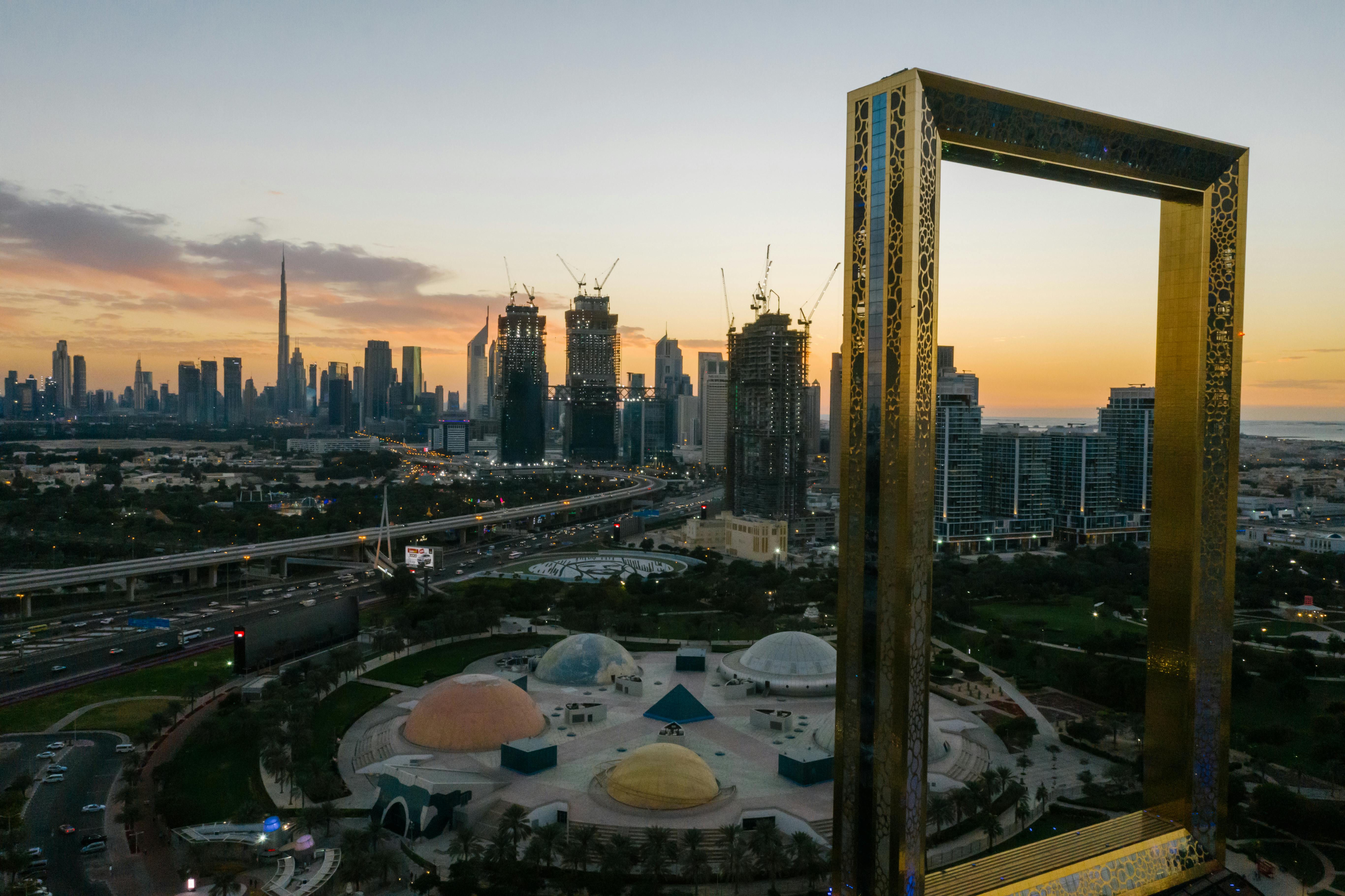 4N/5D Winter Special Dubai Holiday Package – AED 1,650 (approx. INR 43,000)